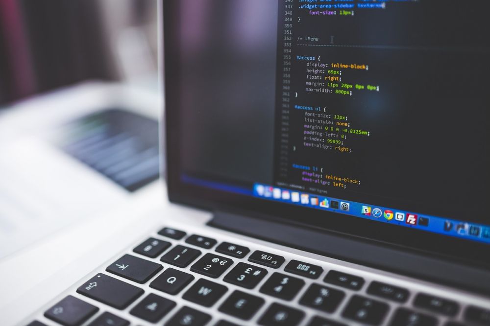 Produkttest software: sådan får du styr på data, kvalitet og automatisering